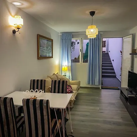 Апартаменты Yurena's Corner